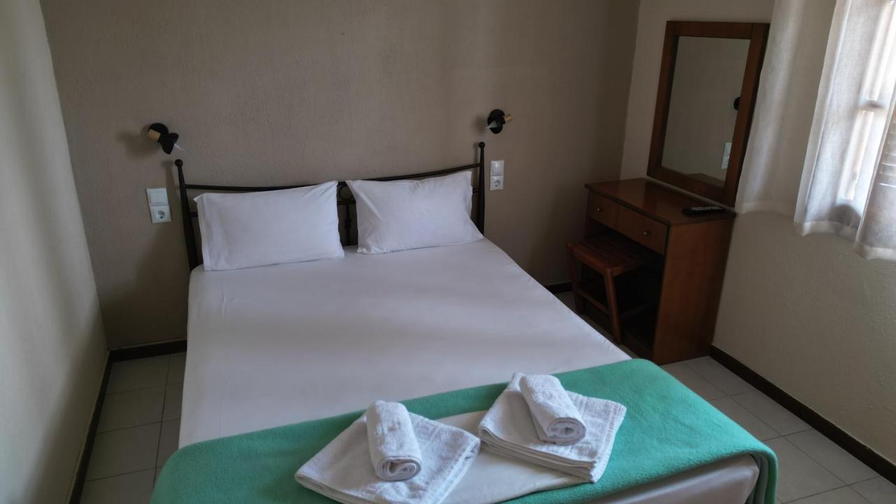 Apartamento Aloni Afytos Habitación foto